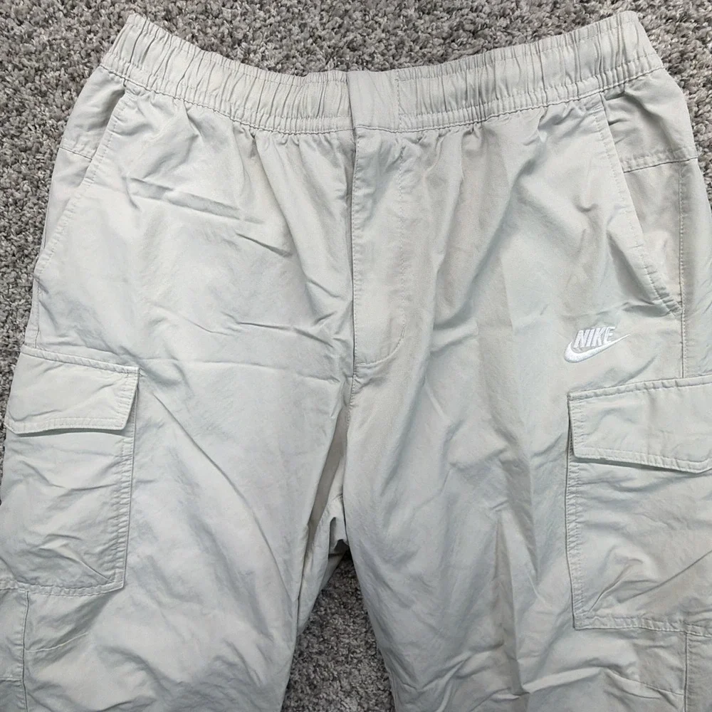 Nike Sportswear Woven Unlined Utility Cargo Pants Men XL Beige Jogger DD5207-072
